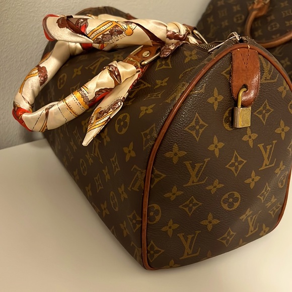Louis Vuitton Handbags - Authentic vintage Louis Vuitton speedy 35
